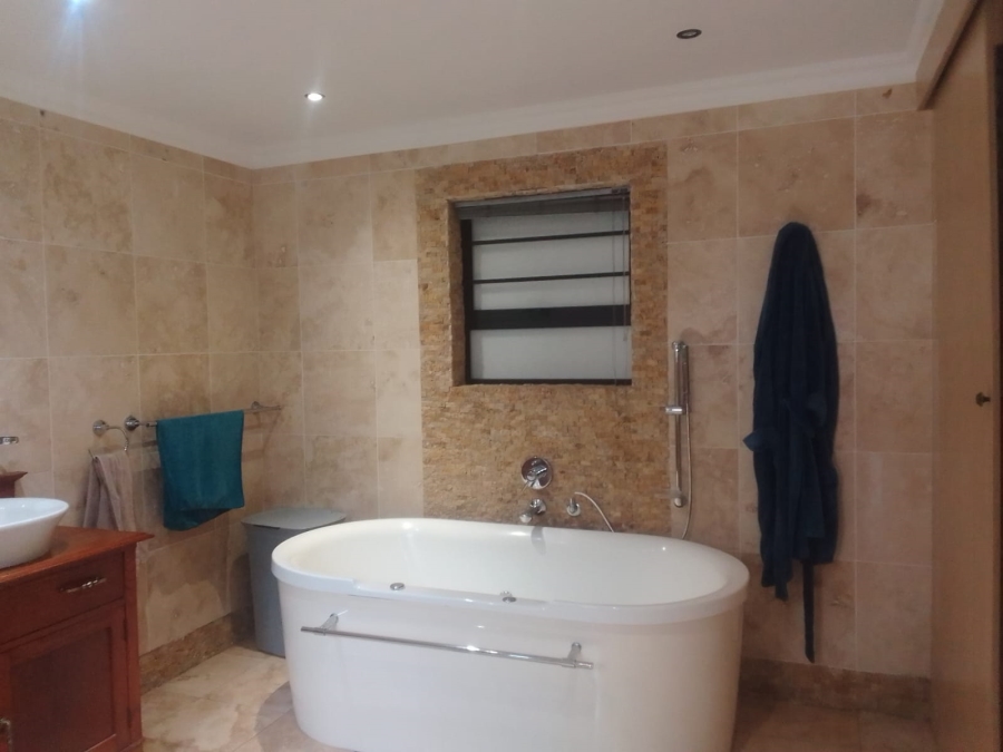 To Let 3 Bedroom Property for Rent in Selborne Eastern Cape